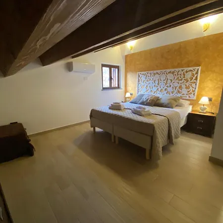 Siesi Homestay *